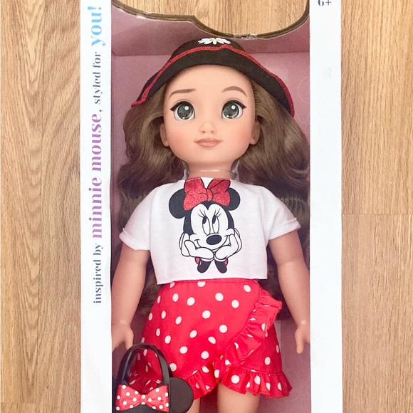 💕*NEW* Disney ILY 4Ever Disney 18” Minnie Mouse Inspired Doll 💕 - Picture 4 of 9